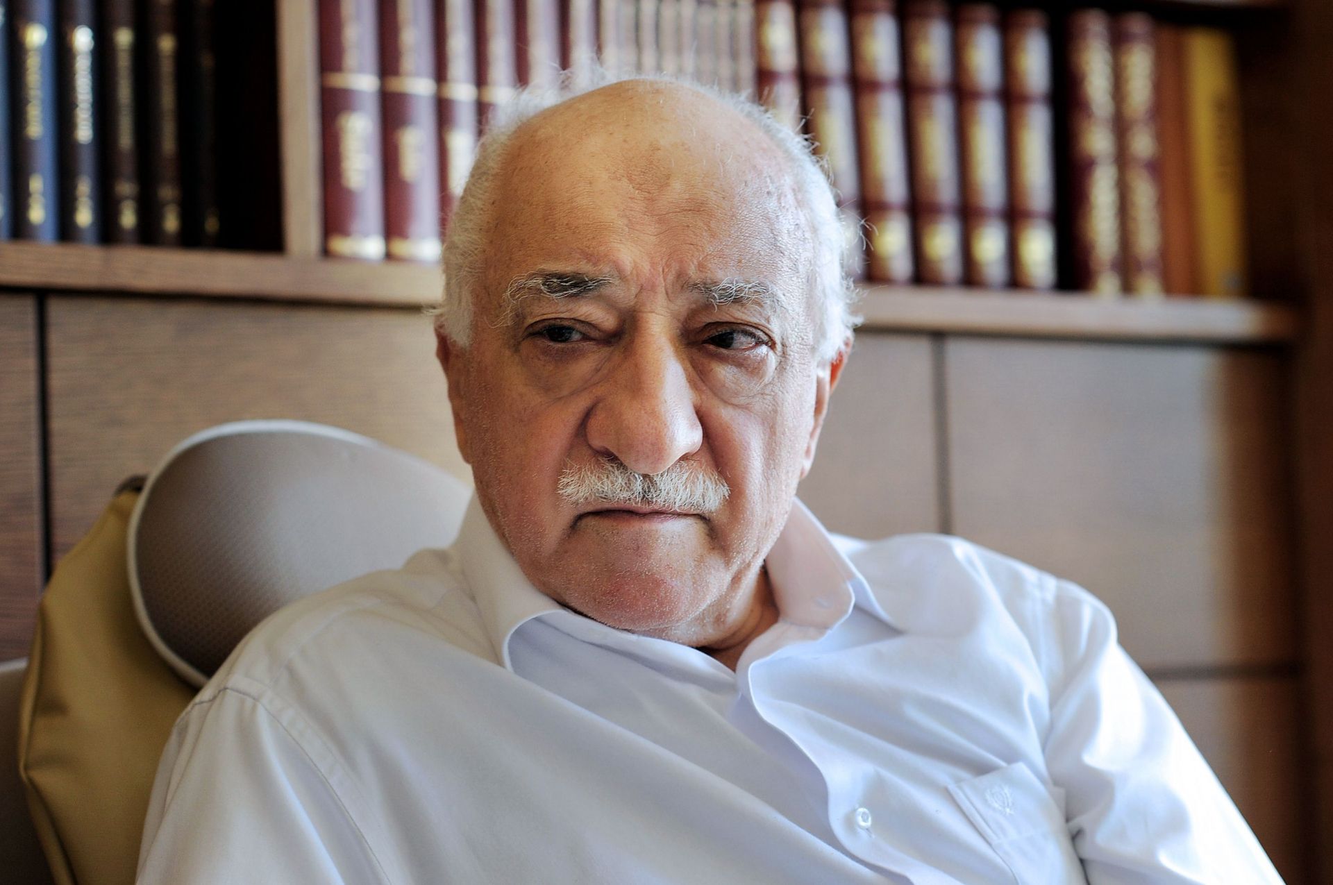Fethullah Gülen in Short Fethullah Gülen's Official  Site
