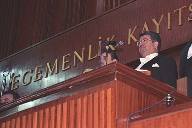 69-turgut-ozal