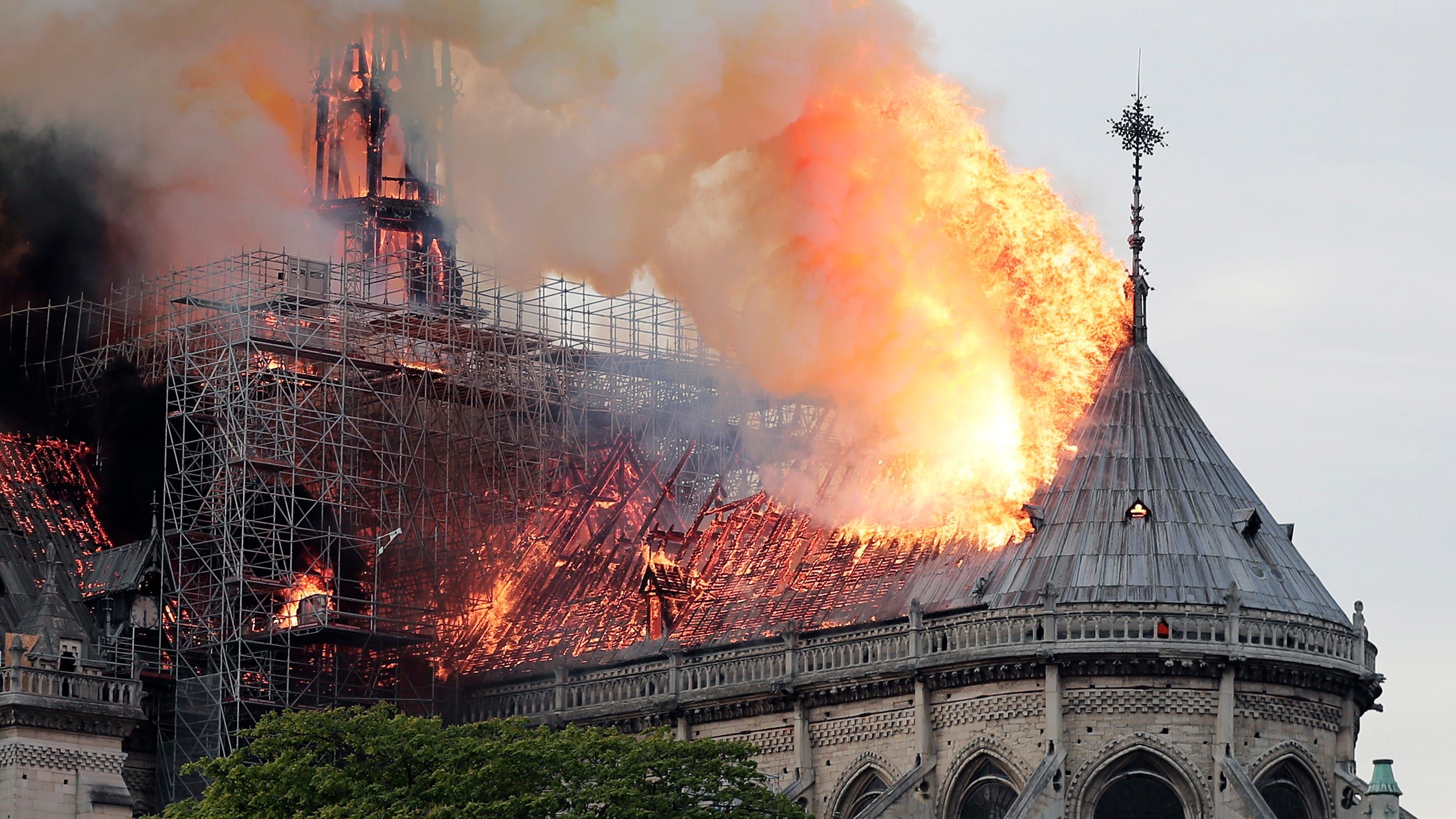 Deklarata e Fethullah Gylenit mbi zjarrin në Katedralen e Notre Dame